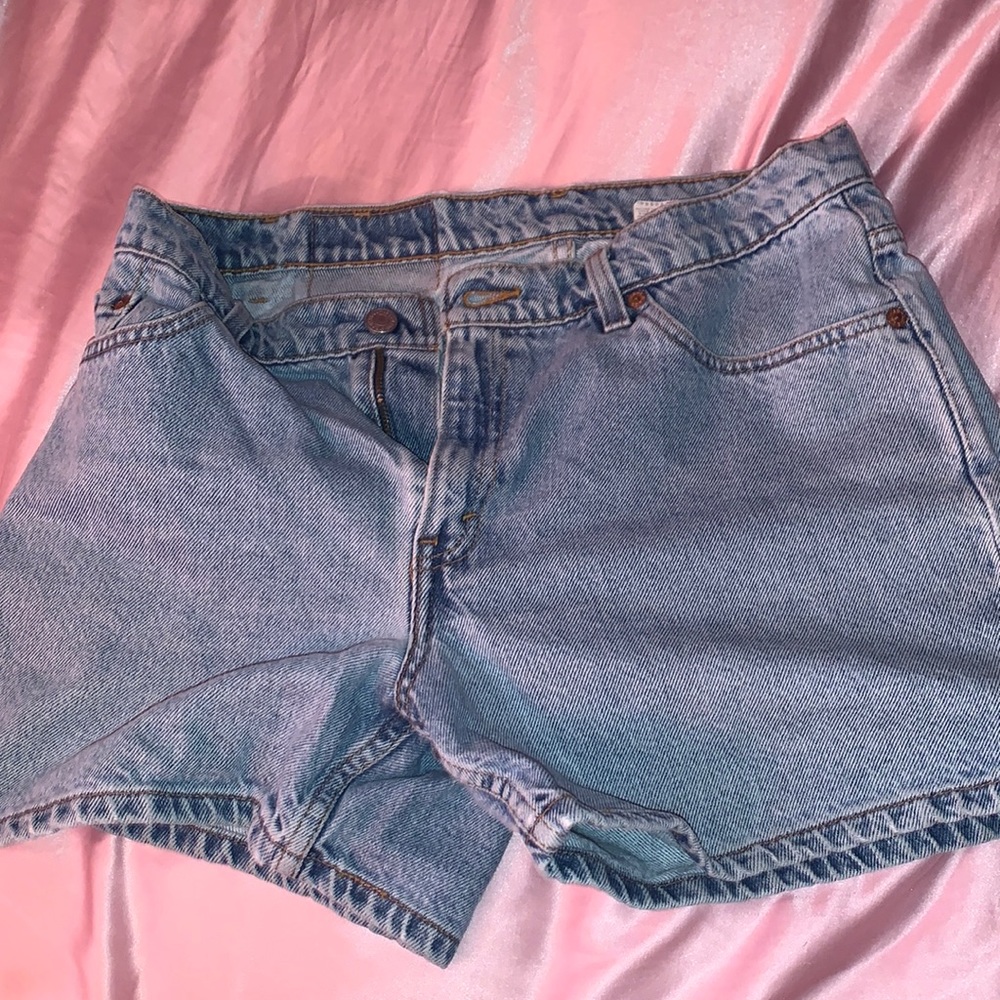 levi shorts